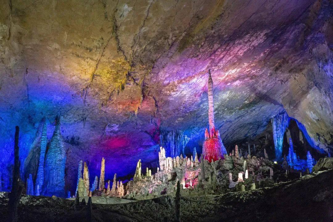 逃离阴森的岛屿